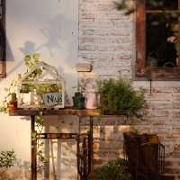 นิยายบ้านสวน  [ ไทรน้อย นนทบุรี ] 