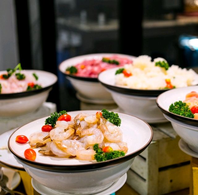 ลากแฟนไปกินข้าวต้มบุพเฟ่ต์ ในห้องแอร์เย็นๆคน299เอง