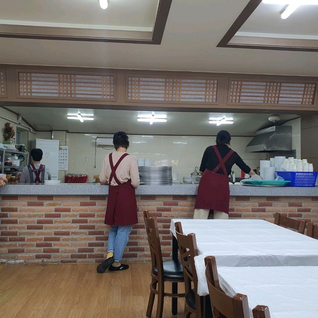 【江陵グルメ】カレイの刺し身ムルフェでスッキリ！