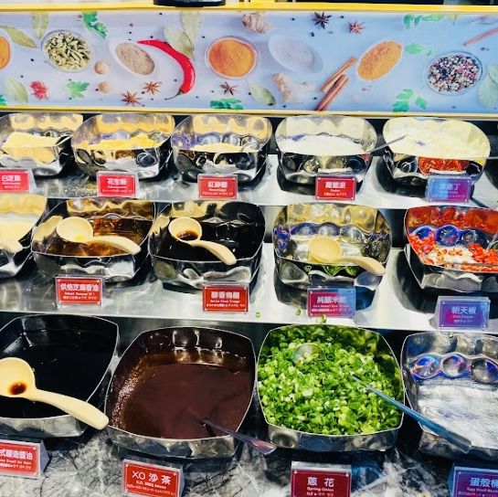 新馬辣經典麻辣鴛鴦鍋～台中公益店