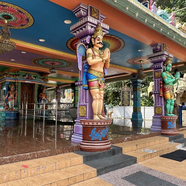 Mystical Batu Caves and the Murugan Statue