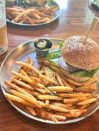 〖 ソウル･景福宮〗おしゃれ韓屋でハンバーガーランチ🍔♥