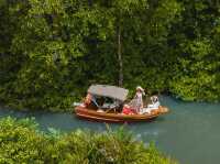 ล่องเรือกอนโดล่าแบบส่วนตัว ท่ามกลางป่าชายเลน