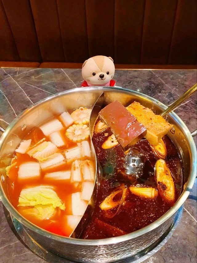 平日優惠！火鍋四人套餐只需HKD$1138，人均約HKD$200多