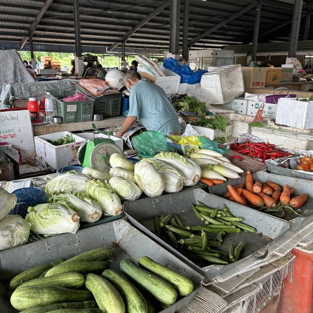 務邊菜市場