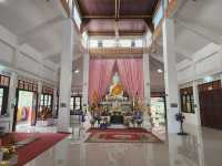 หลวงพ่อขาว วัดโขดทิมทาราม จังหวัดระยอง