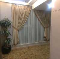 近荃灣地鐵站的荃灣遠東絲麗酒店