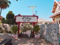 นั่งรถไฟไปหัวหินกัน แวะสถานีรถไฟที่สวยที่สุด