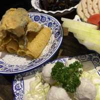 滾得囍宮廷火鍋小炒