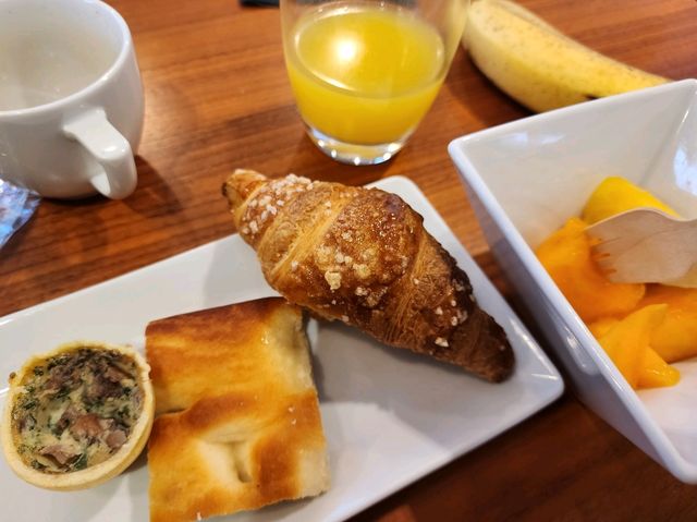이제는 밀라노와 헤어질 시간.. 말펜사 공항 라운지 " Via Milano Lounge"