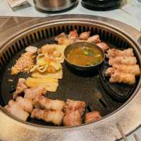 人山人海的味贊王烤肉西面店