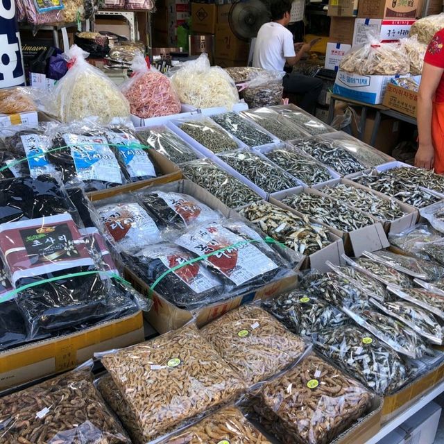 釜山 札嘎其市場吃海鮮🦞🦐🐙還有乾貨海味 