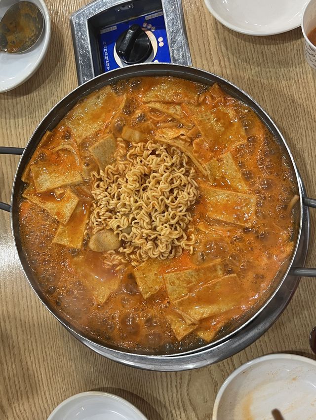 부산 웨이팅이 있는 떡볶이 맛집 도날드
