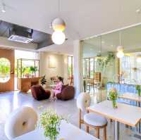 คาเฟ่  กะ-ทิ