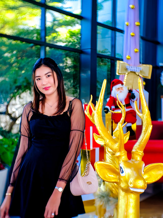 เดินเล่น Central Phuket ในธีมคริสมาสต์ 