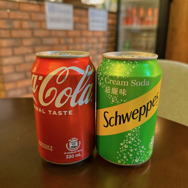店家標榜無味精|簡單海鮮熬製仲要好濃郁湯底