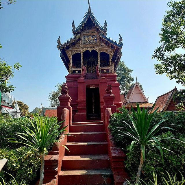 พาไหว้พระธาตุประจำคนปีระกา - จังหวัดลำพูน