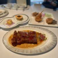 米芝蓮二星點心午餐