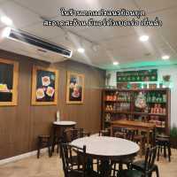 ร้าน "กาฝาก" สังขยาหัวหิน