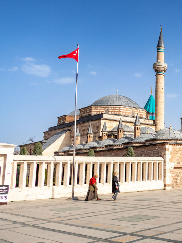 콘야...그리고 광장..Mevlana..