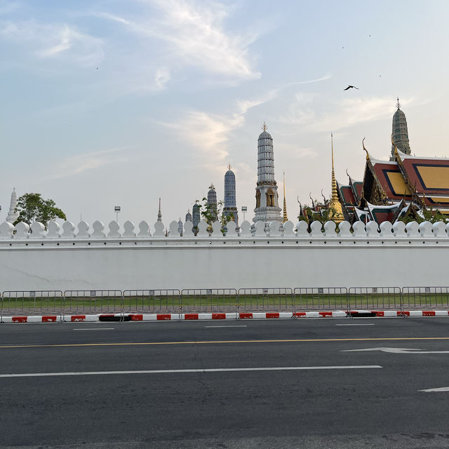 วัดพระศรีรัตนศาสดาราม🛕