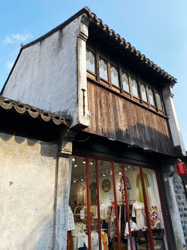 Ancient Ping Jiang Road in Suzhou🧳