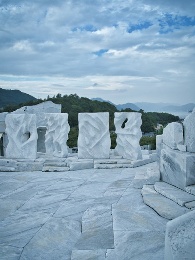 広島】世界最大規模の大理石彫刻庭園🪨 | Trip.com 尾道