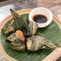 ร้านอาหารไทยต้นตำรับ Basil 