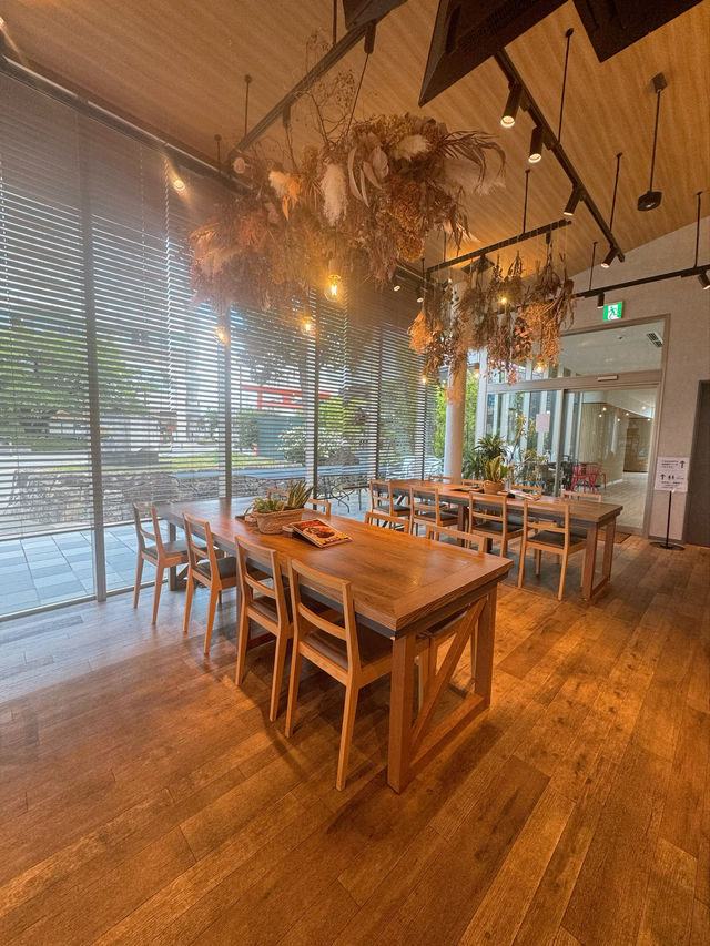 可愛い過ぎて食べられない！おしゃれcafeの『Dogアイス』