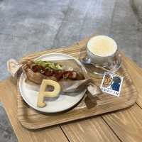 何度も行きたくなる韓国風のカフェ