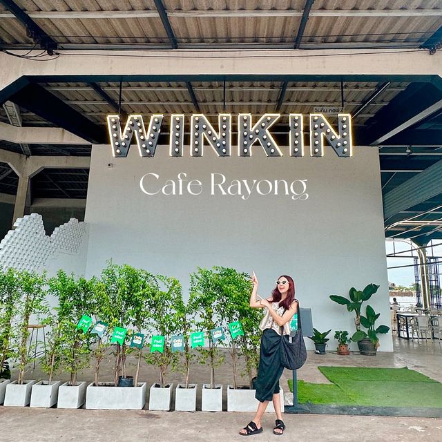 Winkin coffee คาเฟ่ระยอง วิวทะเลพาโนรามา