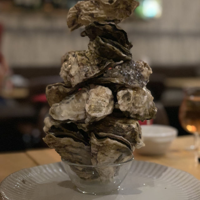 【東京🗼】牡蠣タワーとチーズが美味しい新宿のバル🦪