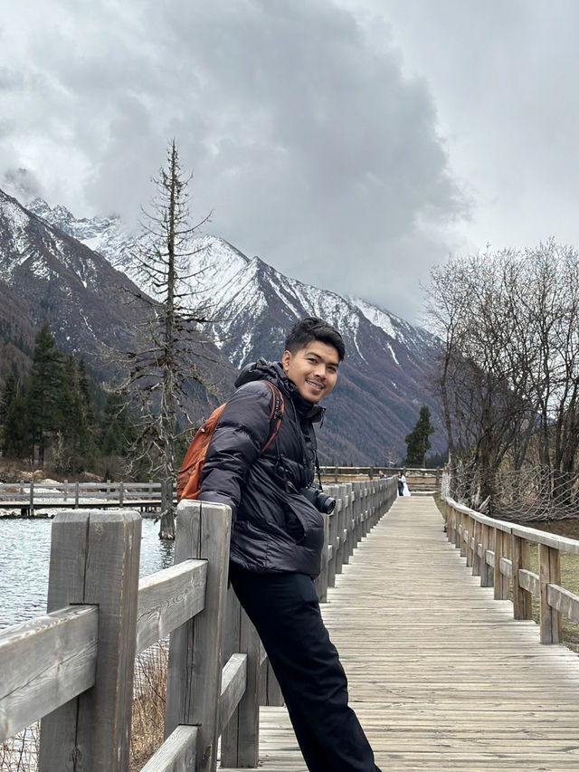 ทะเลสาปซื่อกูเหนียง วิวภูเขาหิมะสวยมาก 🇨🇳
