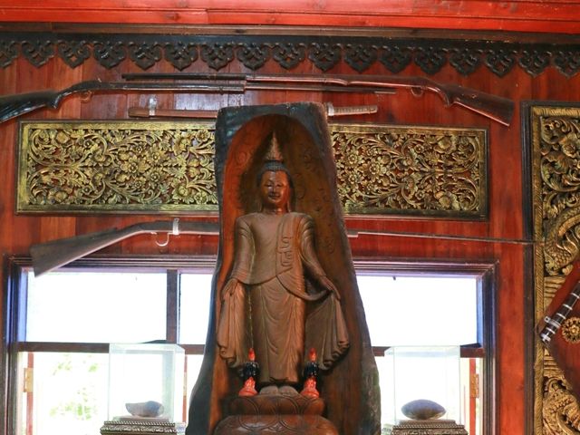 เที่ยวพิพิธภัณฑ์ ชาติ ศาสน์ กษัตริย์ วัดล้านหอย