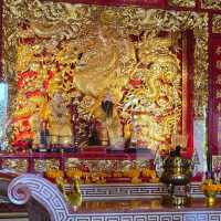 ไหว้ศาลเจ้าปู่ย่า รับวันไหว้พระจันทร์ 