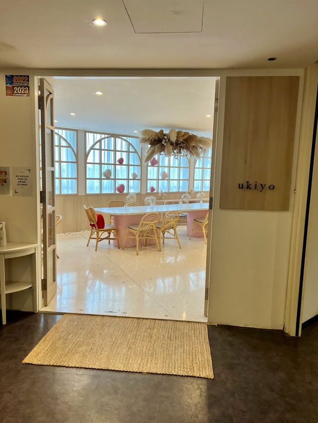 Ukiyo Cafe