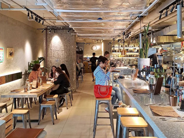NINETYs (Causeway Bay)