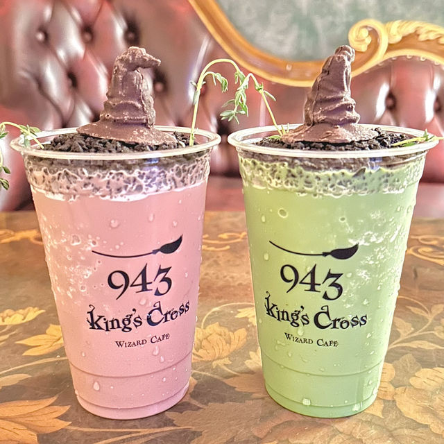【韓国旅行】魔法界の世界が広がる！非日常空間カフェ☕️
