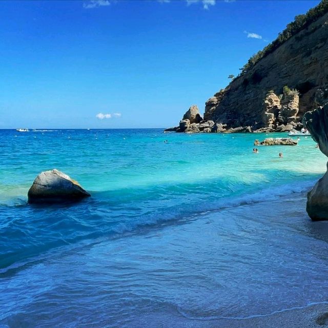 Cala Luna Beach