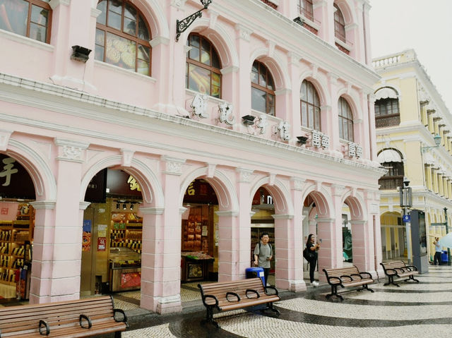 議事亭前地 — 澳門的文化心臟 議事亭前地 — 澳門的文化心臟