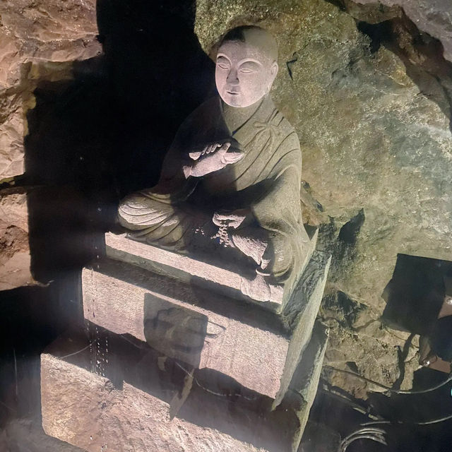 【パワースポット】龍神伝説の残る洞窟！江ノ島岩屋