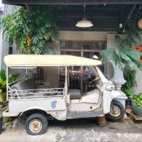 ที่นี่ "ถนนยมจินดา" เมืองเก่าระยอง 