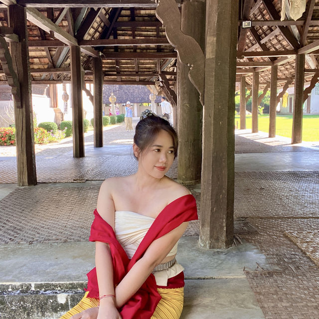 แต่งชุดล้านนา เป็น กาสะลองกับซ้องปีบ