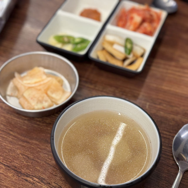 광장시장 맛집 미옥육회