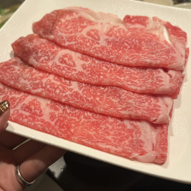 【食べ歩き】神奈川 新横浜 「しゃぶしゃぶ久」 繁華街に佇む落ち着いた雰囲気の名店