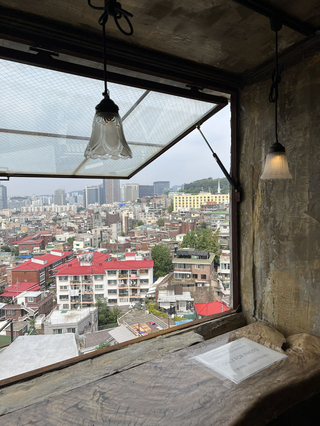 【韓国旅行】ソウル梨泰院／ソウルの街並みと南山タワーを一望出来る展望カフェ