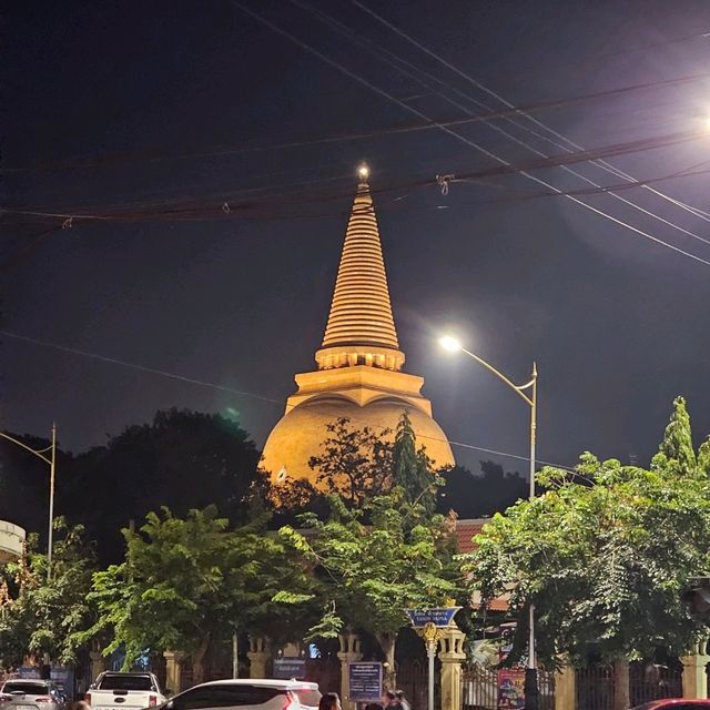 ไหว้พระ ทำบุญ พระปฐมเจดีย์ใหญ่สุดในไทย
