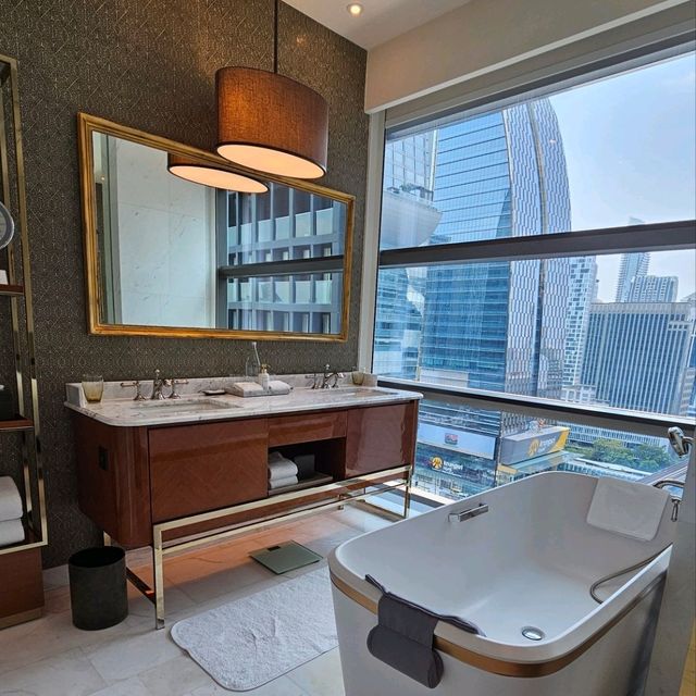曼谷 📍 Rosewood Bangkok