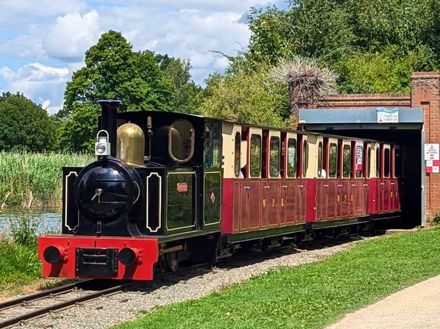  Wicksteed Park