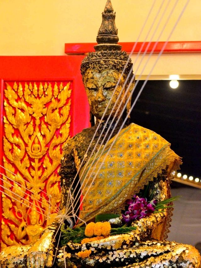 วิหารเจ้าแม่กวนอิม วัดเพชรสุวรรณ : เพชรบุรี
